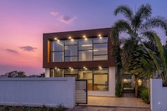 StayVista | 3 BHK One Villa, Thane