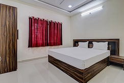 Super HOTEL O MIDWAY TREAT DHAR, Dhar