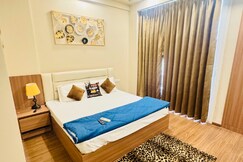 Luxury Studio Apartment Near Expo Mart, Greater Noida
