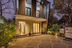 Courtyard 5BHK Anjuna Nr Babka Diaz, Goa