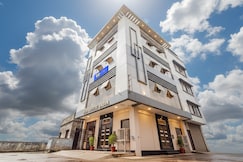 FabHotel Maa Gayatri Sadan - Nr. Pram Mandir / Shree Banke Bihari Temple, Bharatpur