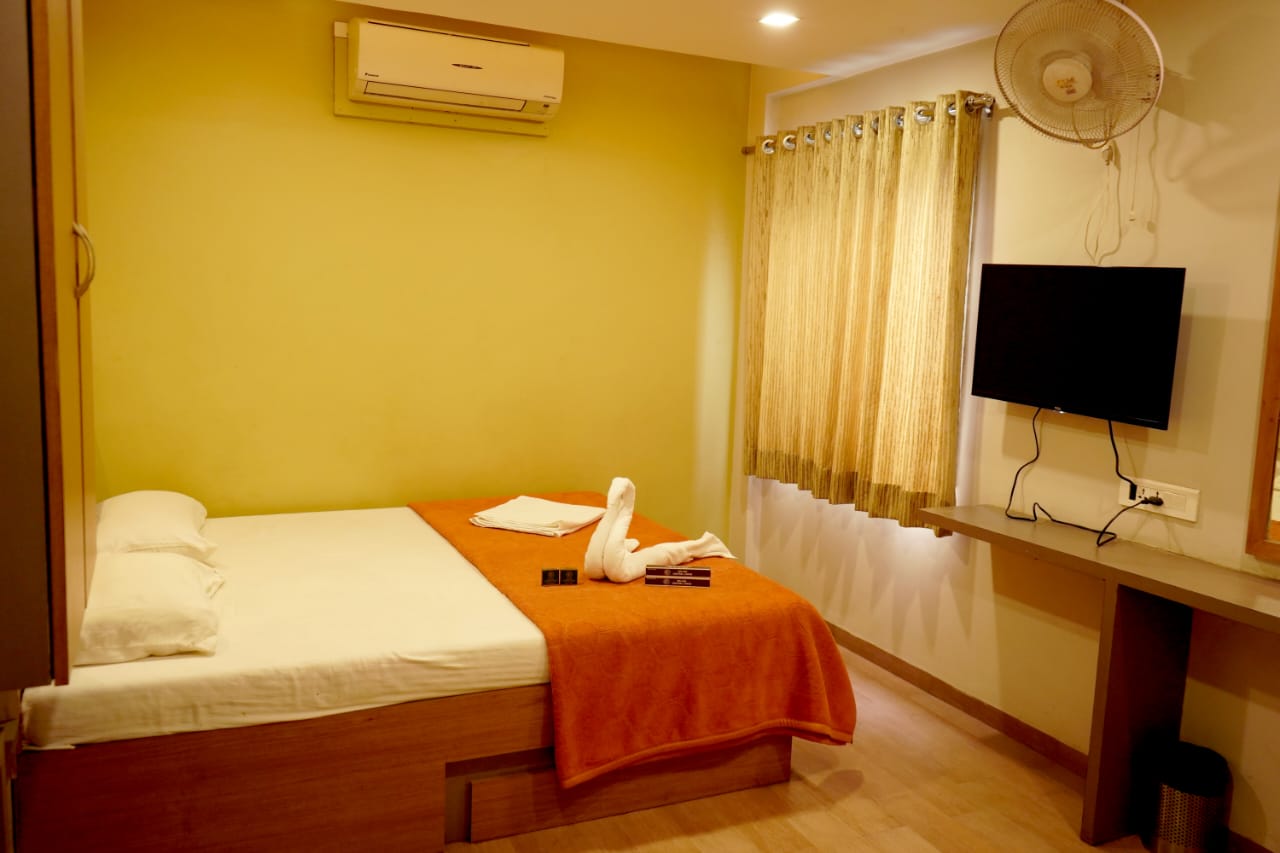 Deluxe AC Room 1