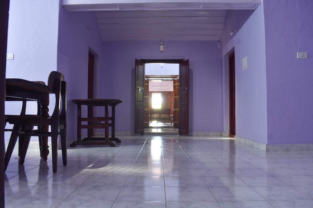 Coffee Creek Homestay - Tap to explore photos