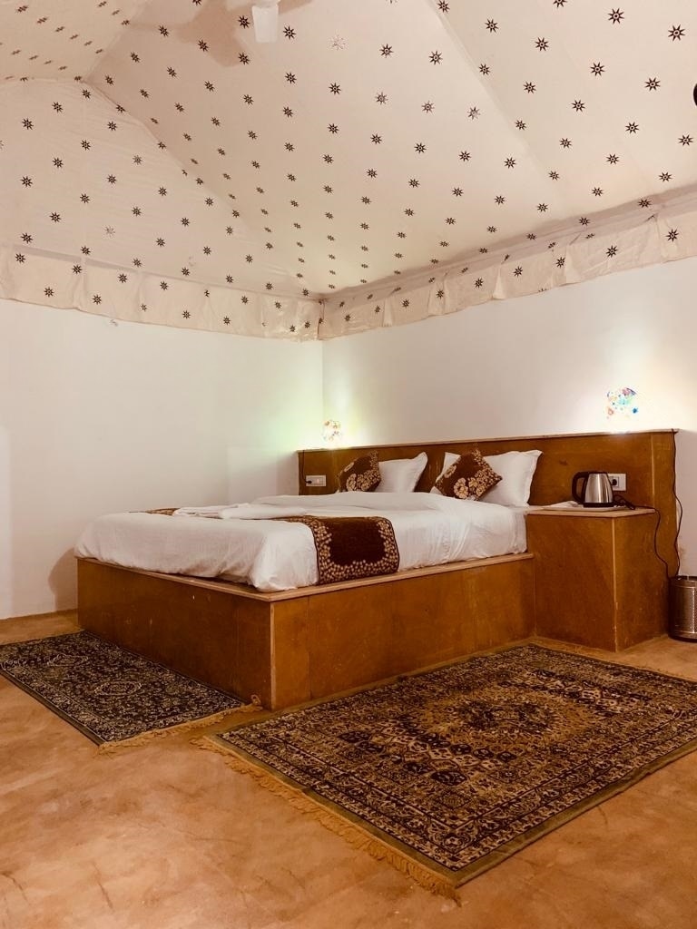 BEST DESERT CAMP IN JAISALMER RED VELVET - Tap to explore photos