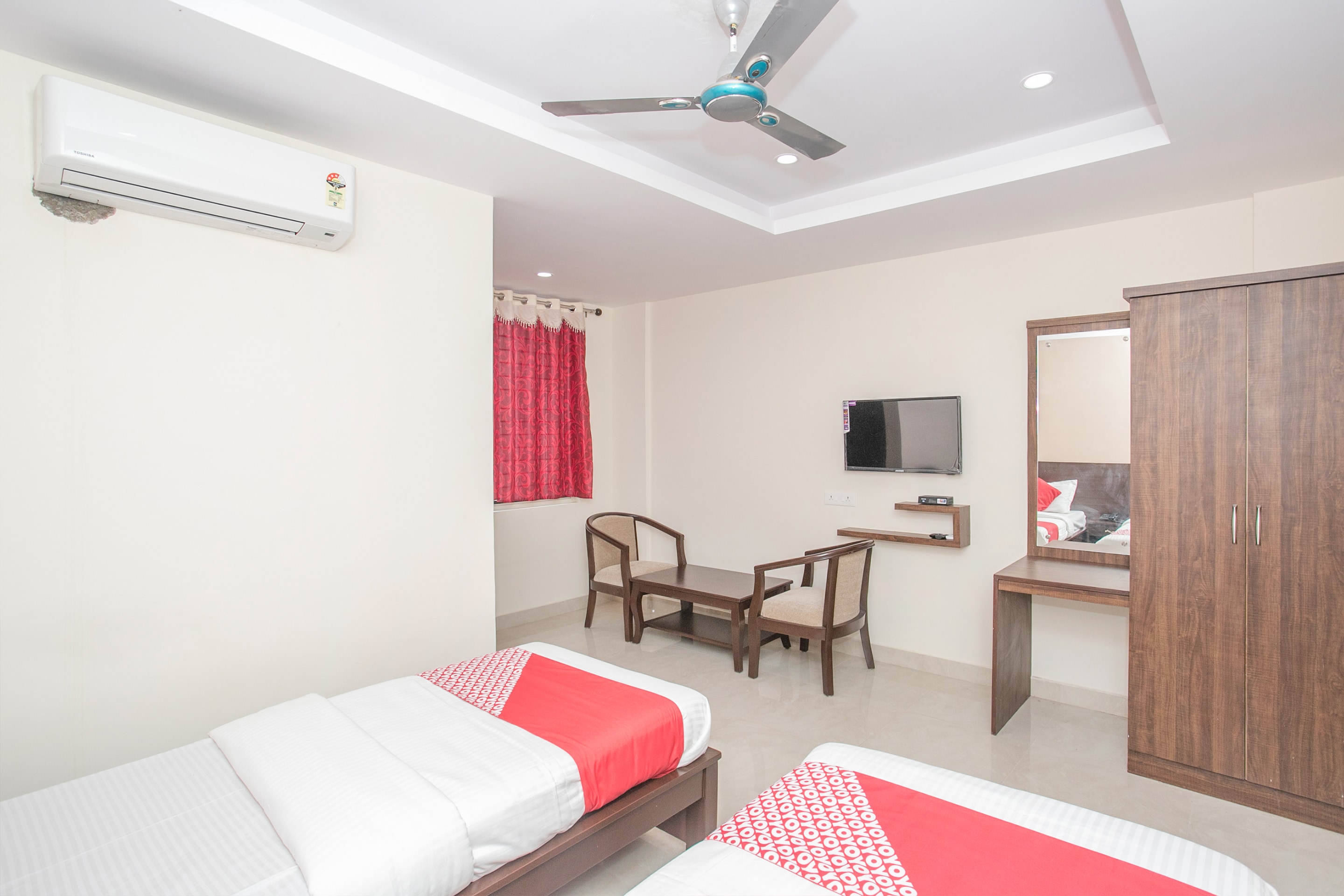 Hotel O Akshaya Residency - Tap to explore photos