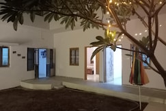 Colonel's Villa, Abu Road