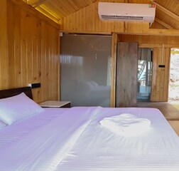 Deluxe Beach View