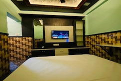 Hotel Ayush, Indapur