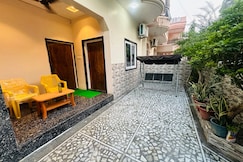 Radhe Krishna Homestay, Varanasi