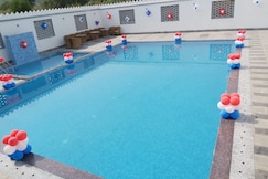 Monsoon Resort, Udaipur