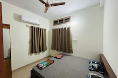 Spacious Family Home near Airport road Hubli, Hubli