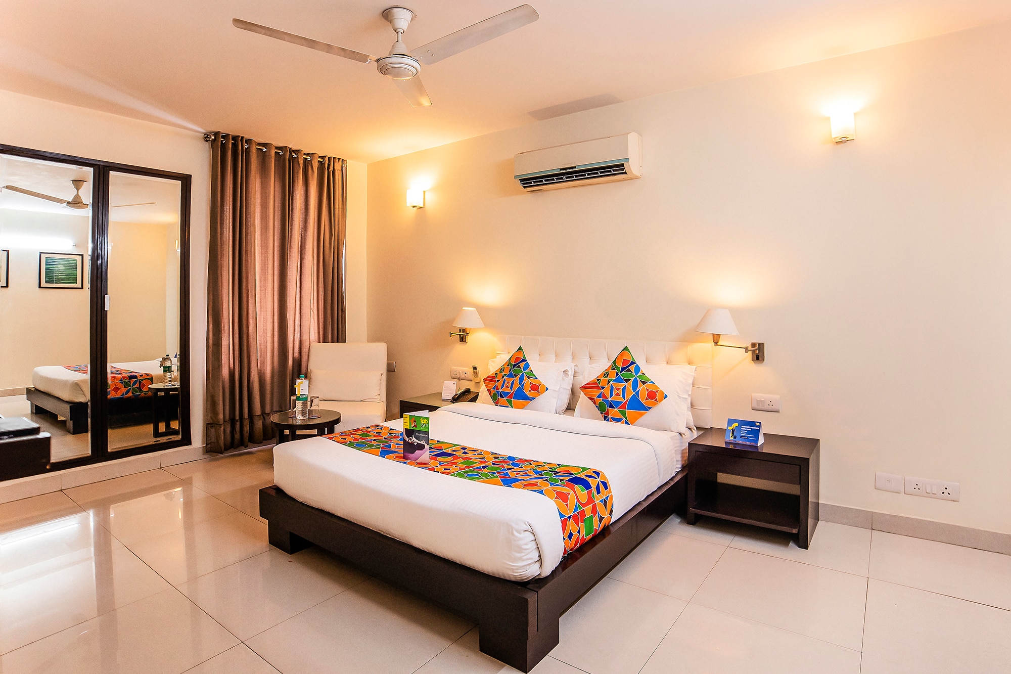 FabHotel Anutham Saket - Tap to explore photos