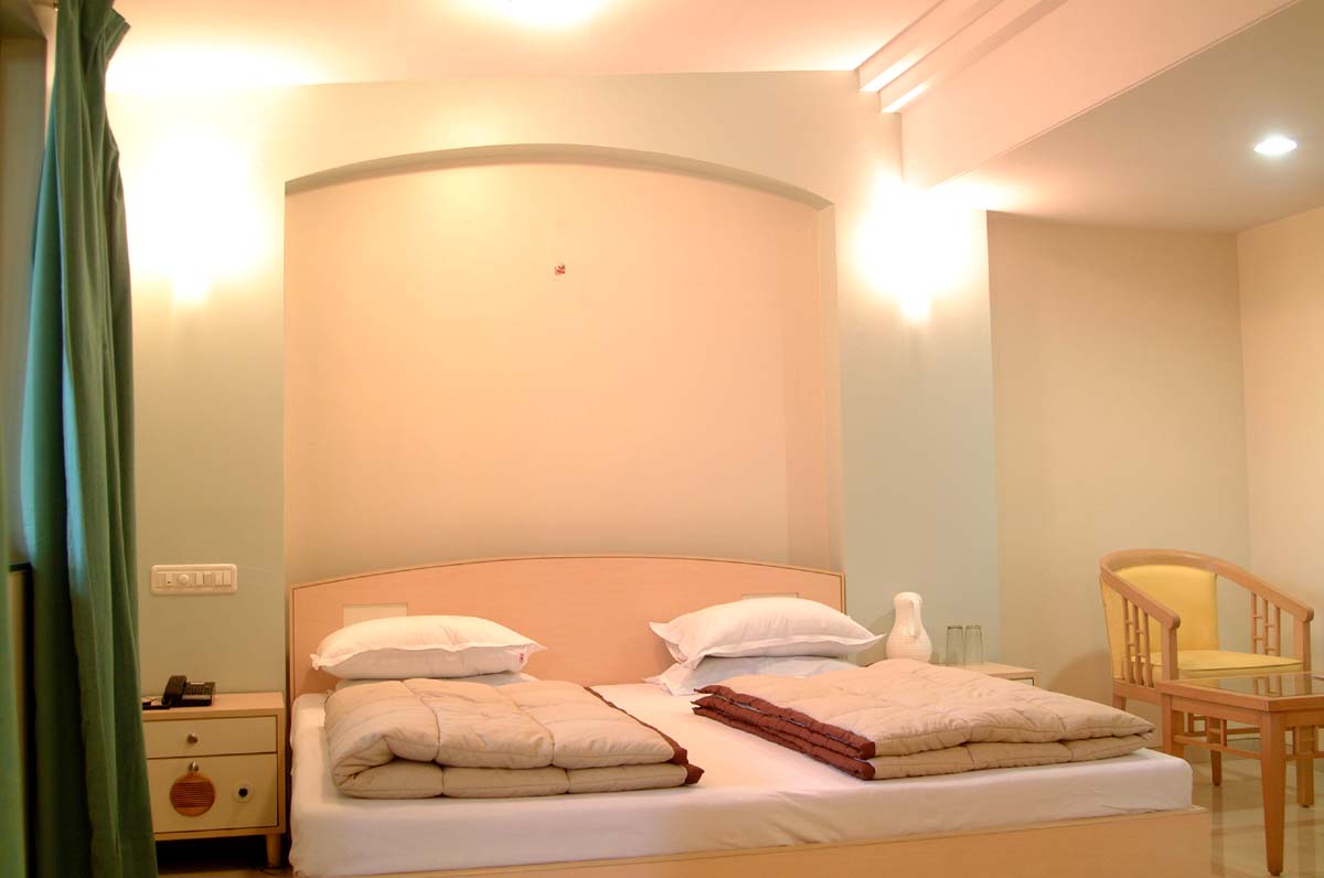 Pool Side A/C Room 1