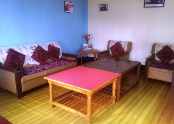 Ziro putu Homestay - Tap to explore photos
