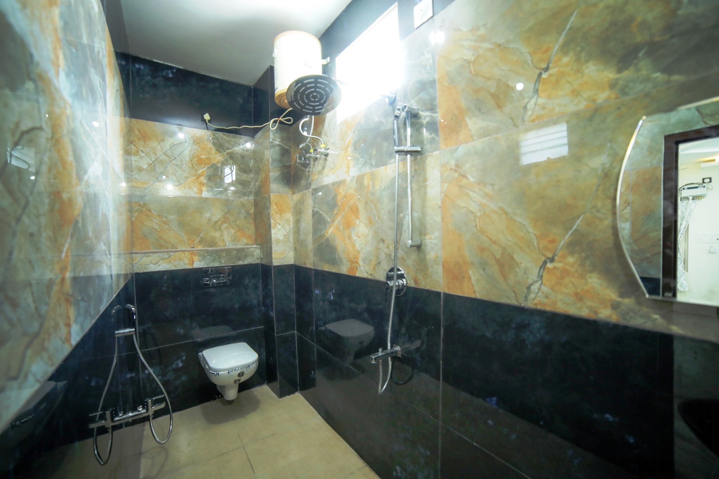 AV Homestay - Tap to explore photos