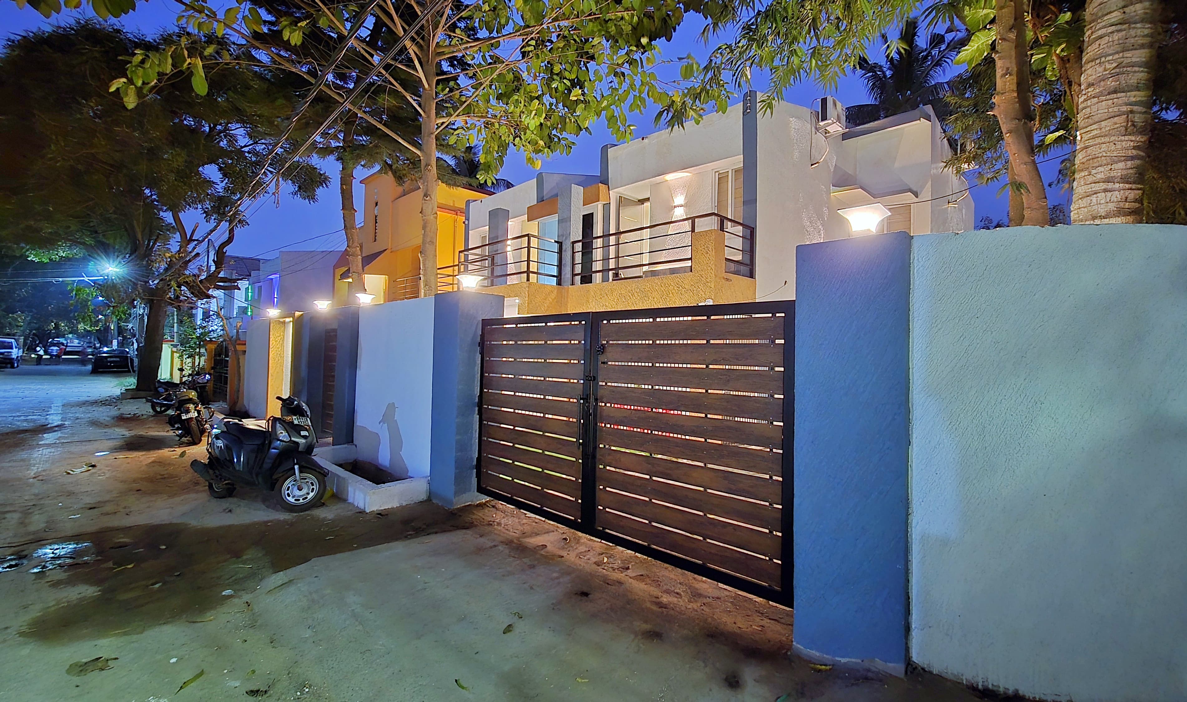 Aatmaditya || Entire 5BHK Villa In The Heart Of City || - Tap to explore photos