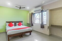 OYO 43652 Hotel Gokul Residency, Pune