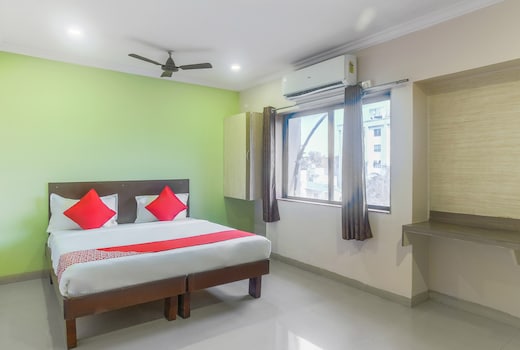 Hotel O MK Residency