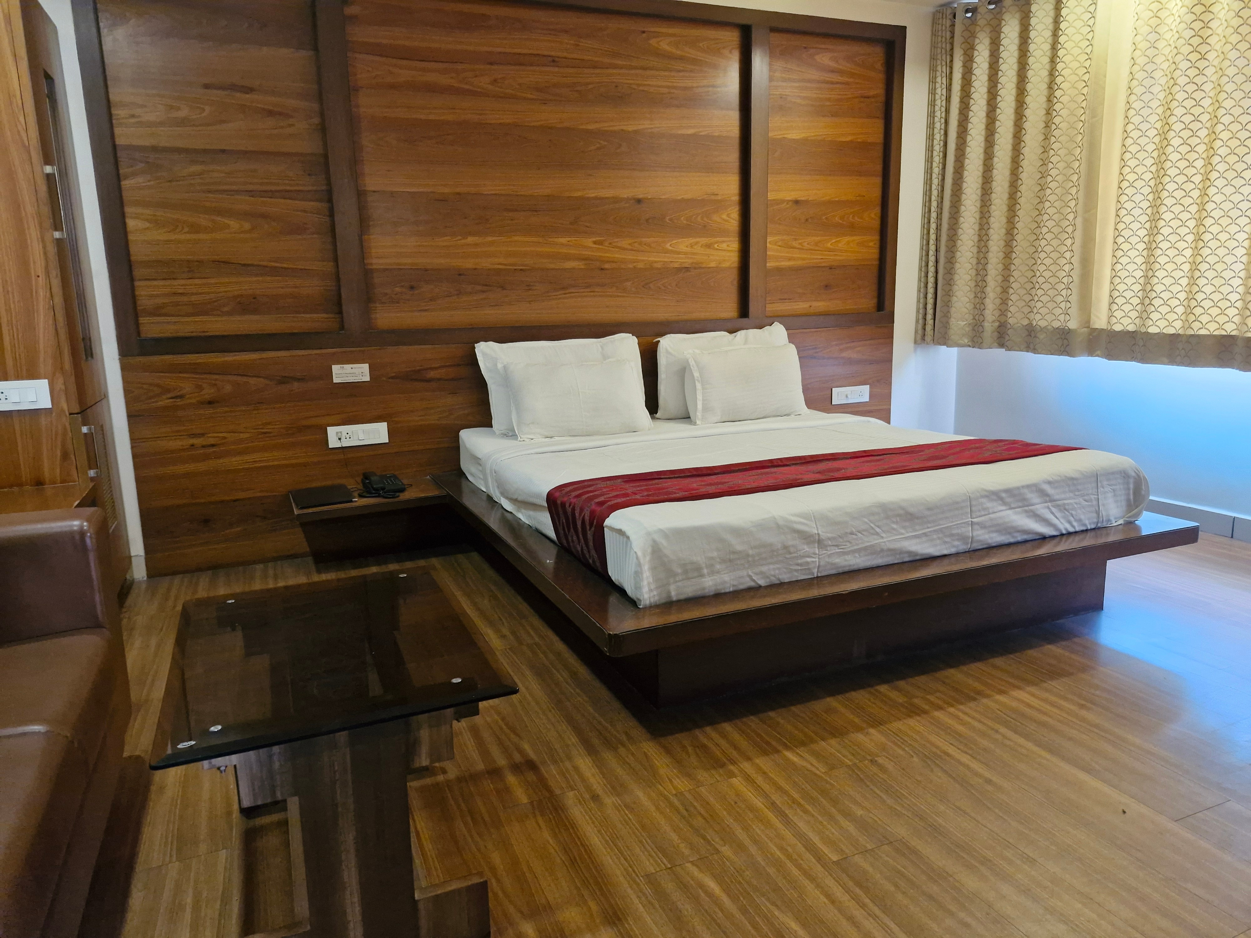 Hotel Radiant 4