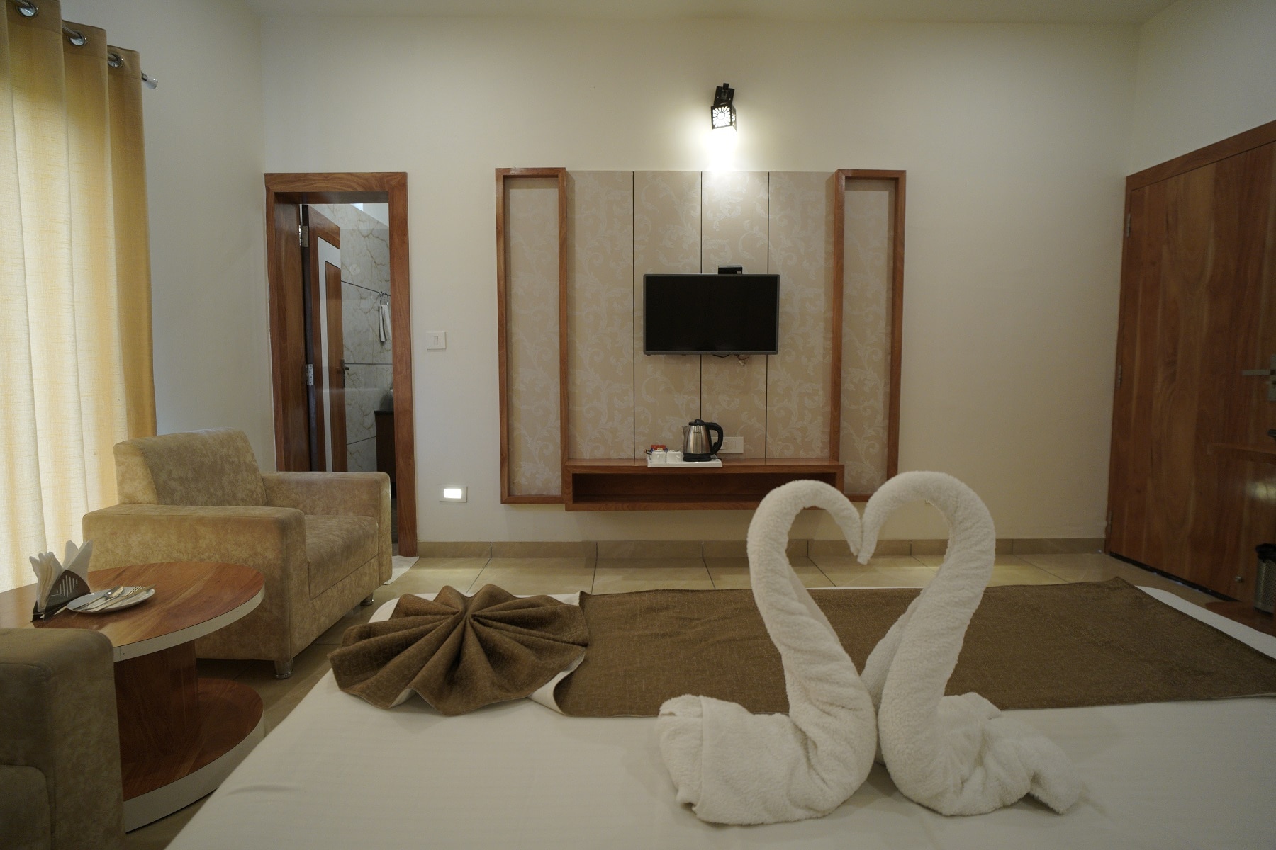 Amar Bagh Resort - Tap to explore photos