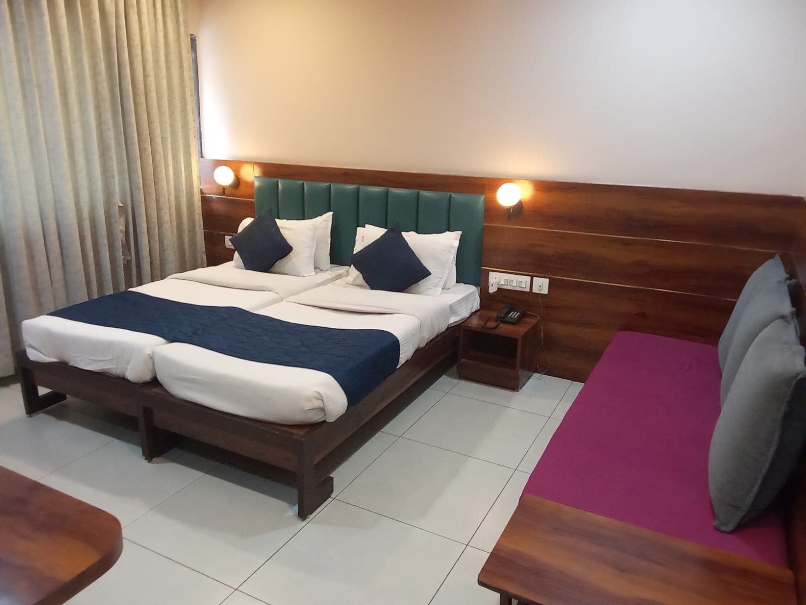 Hotel Samrat - Tap to explore photos