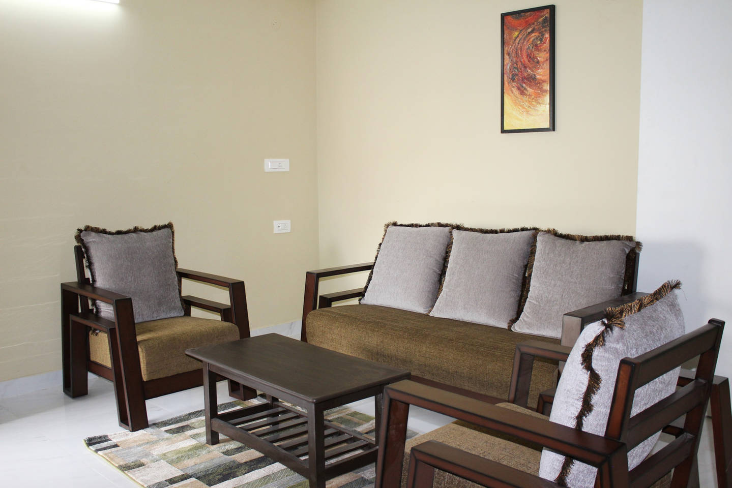Catalyst Suites Service Apartment JP Nagar  - Tap to explore photos
