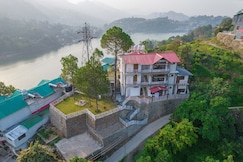 StayVista at Cottage on the Lake, Bhimtal