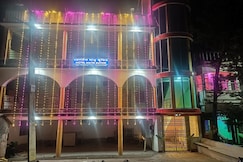 Hotel Matri Kuthir, Tarapith