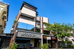 Hotel Blue Bird, Kolkata