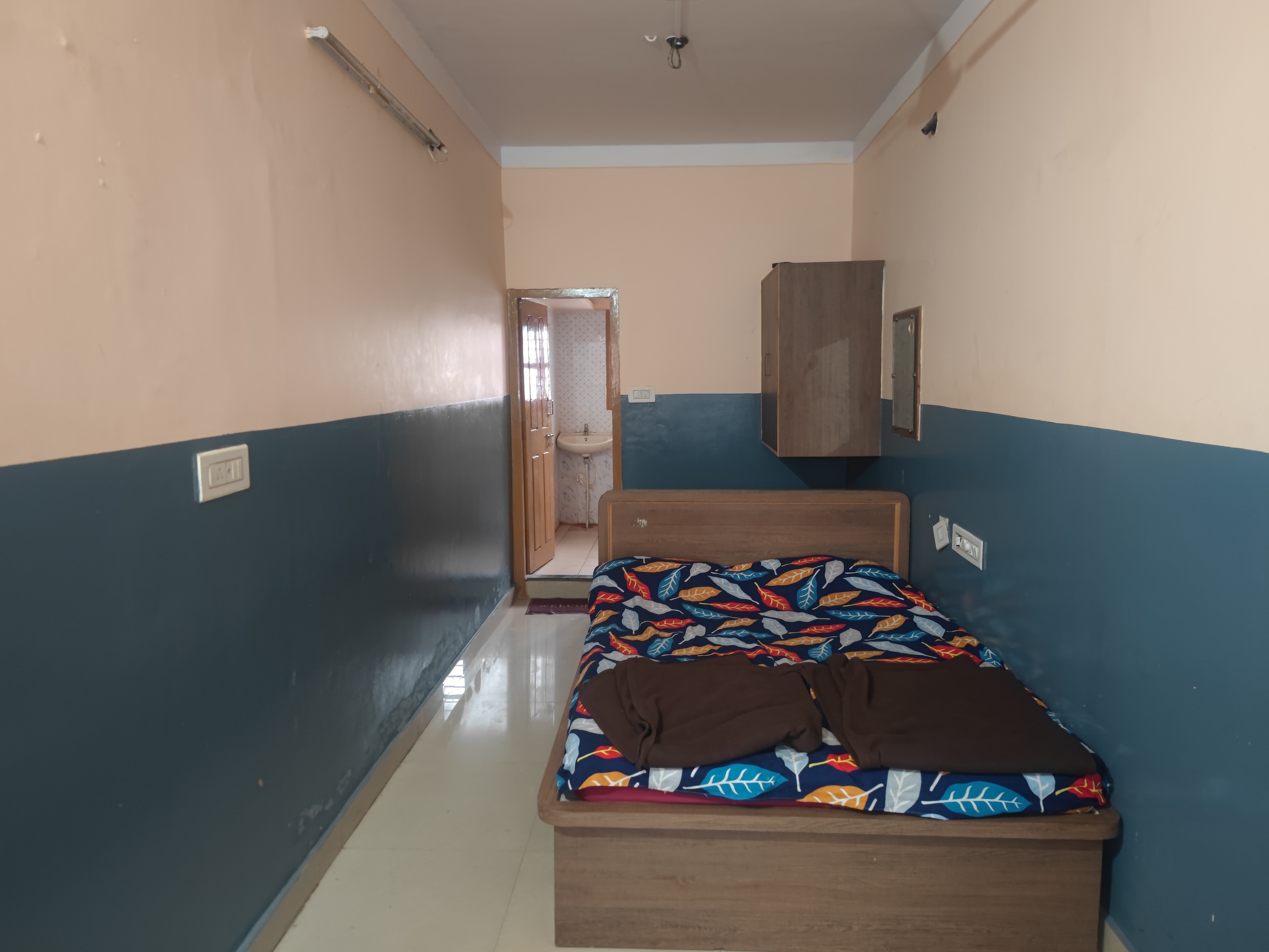 shri Annapurneshwari Residency Bording and Lodging - Tap to explore photos