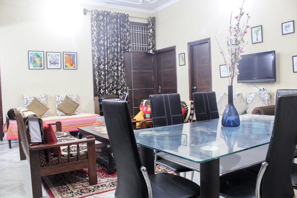 Comfortable Homestay - Tap to explore photos
