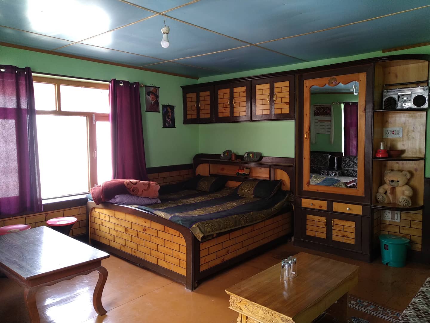 Ratnakara Homestay - Tap to explore photos
