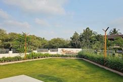 1BHK Remote WiFi Candolim Serviced Apt A305, Goa