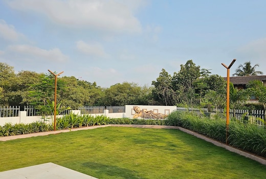 1BHK Remote WiFi Candolim Serviced Apt A305