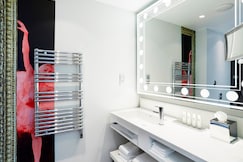 Hotel Indigo PARIS - OPERA, an IHG hotel, Paris