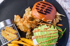 Radisson RED Hotel V&A Waterfront, Cape Town