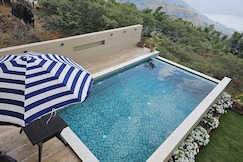 Serene Villa Infinity Edge Pool Villa | Panchgani Valley Views, Mahabaleshwar