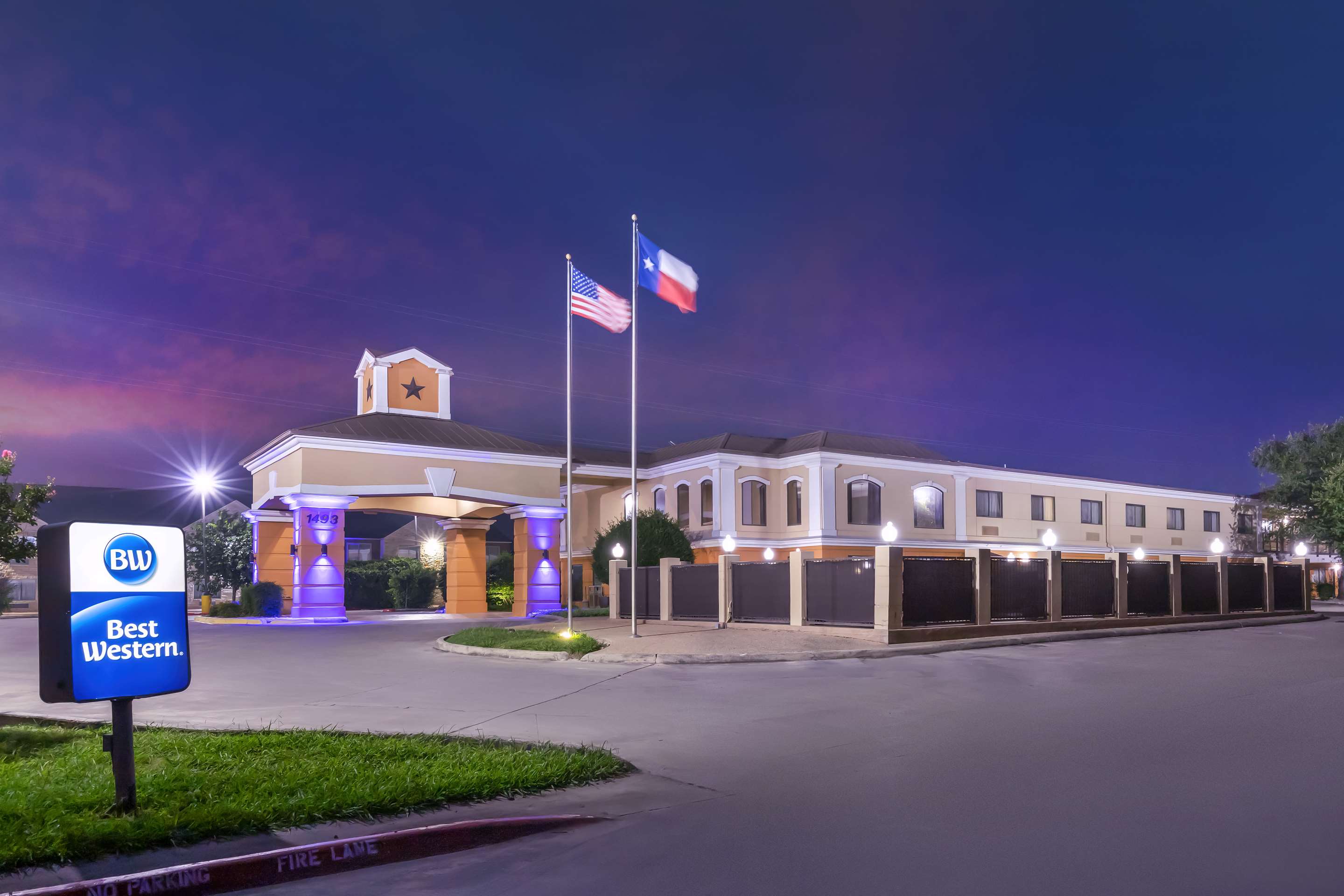 Best Western Inn & Suites - Tap to explore photos