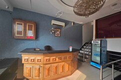 Collection O Guru Nanak Dev University Amritsar Formerly Hotel Tashi, Amritsar