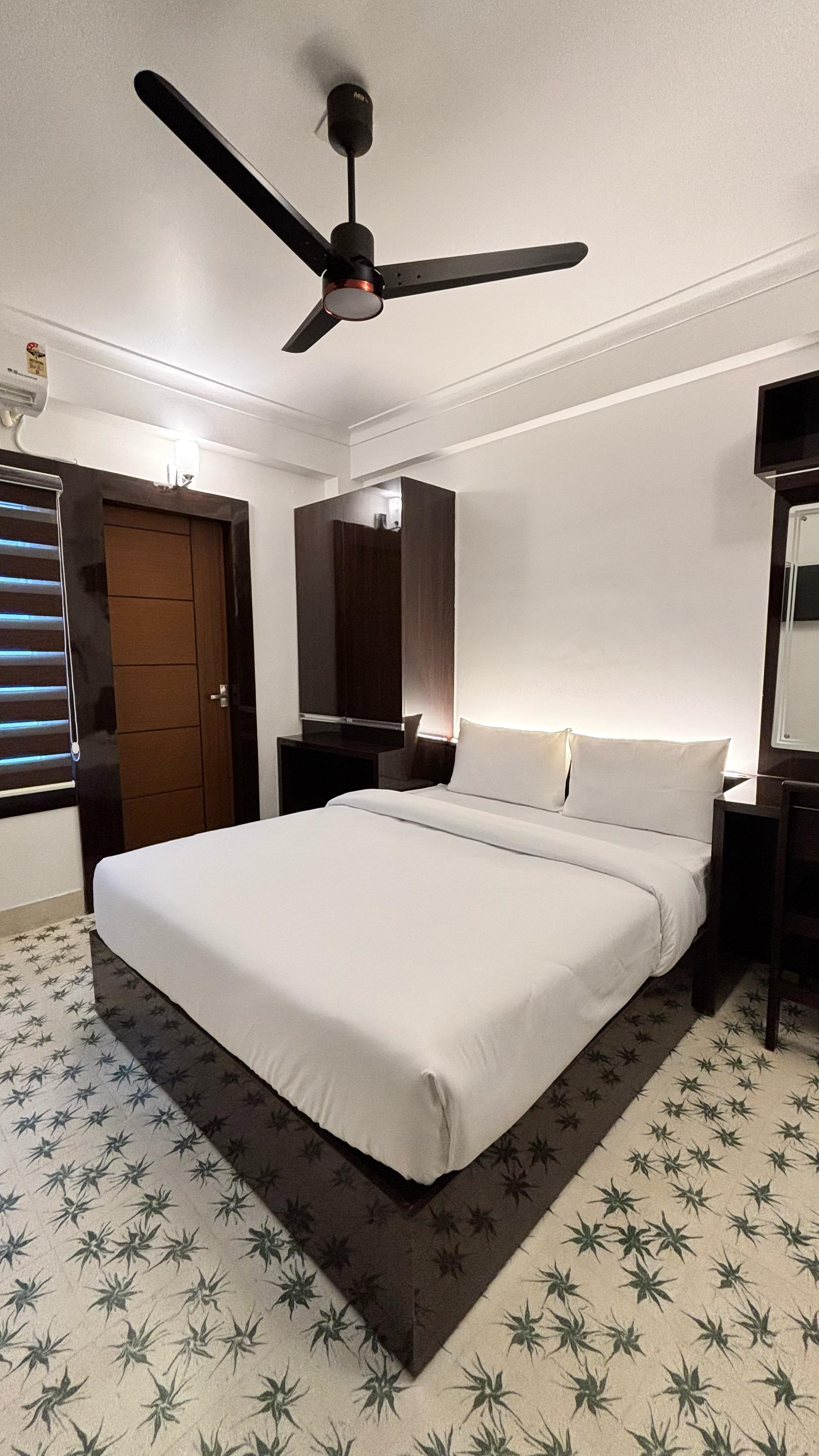 Luxe Style Hotels - Tap to explore photos