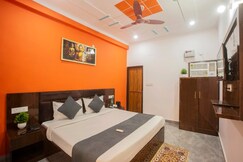 Hotel Dwarkadhish Plaza, Ayodhya