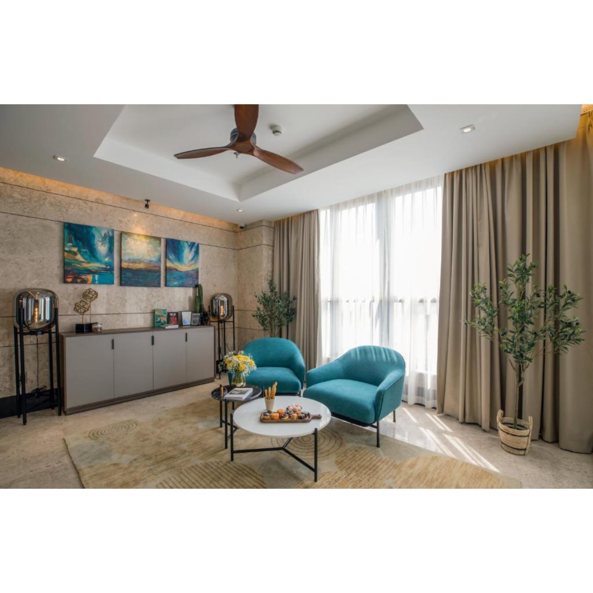 Minh Toan SAFI Ocean Hotel - Tap to explore photos