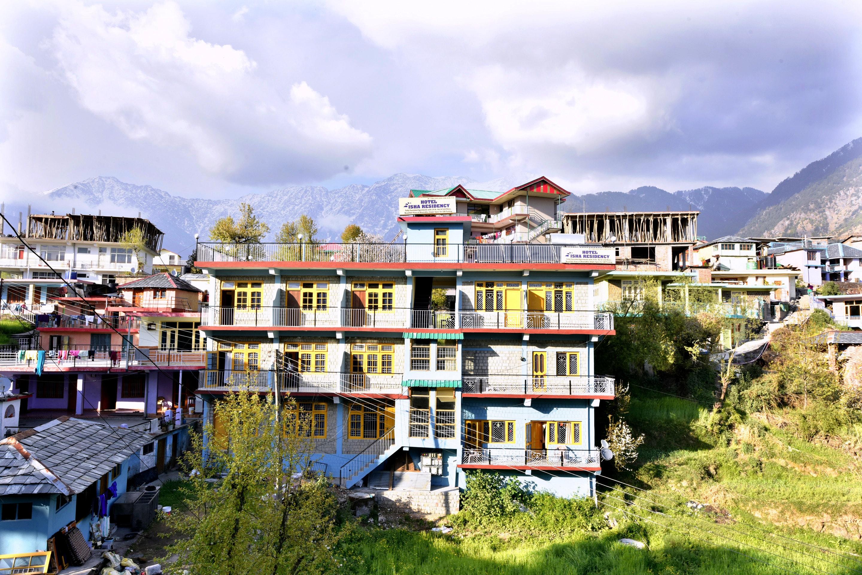 OYO 13801 Home Cozy Hill View Naddi Hills Home Stay Dharamshala