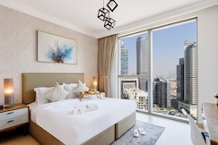 ELIVAAS Curated Bright 1BR, Boulevard Point, دبى