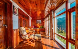 Cottage Room with Mountain View