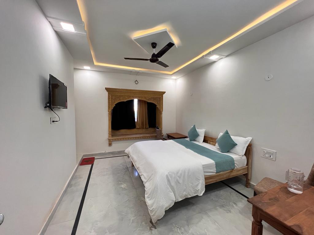 Hotel Gorakh Haveli - Tap to explore photos