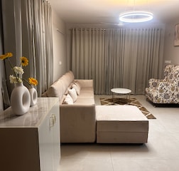 One Bedroom Apartment