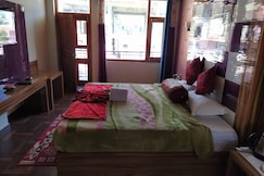 Star Galaxy Super Homestay, Chail