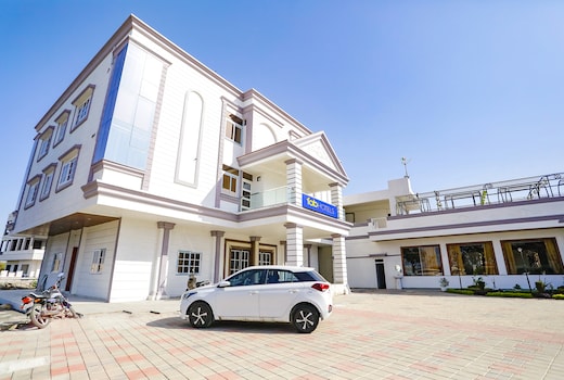 FabHotel Prime SM Resort