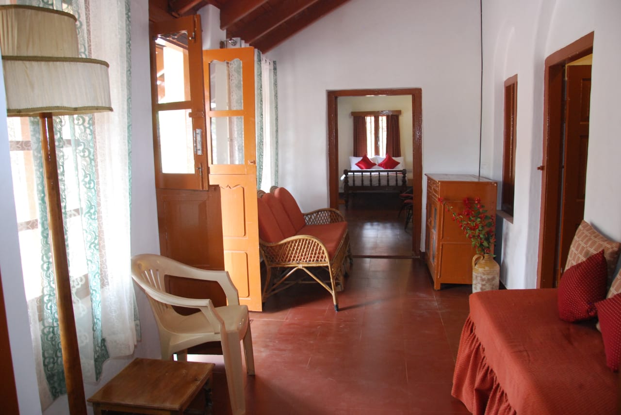 Coorg Hillcrest Homestay | Rooms & Caretaker - Tap to explore photos